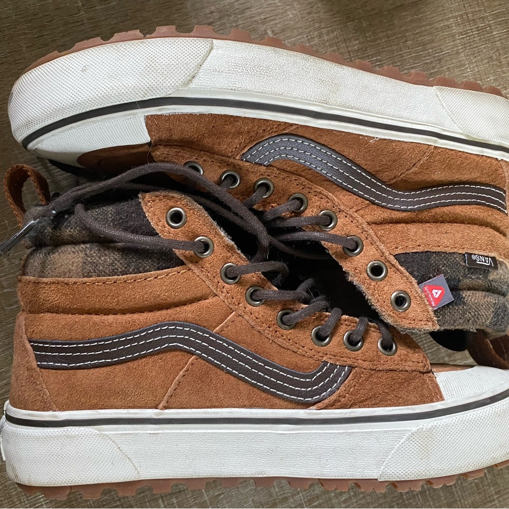 Vans Men's 7 Brown MTE sk8-Hi